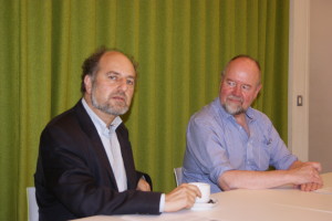 Meretz Secretary Lawrence Joffe (l) and Sir Vincent Fean (r)